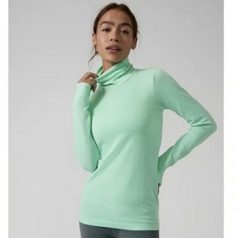 Athleta Flurry Blizzard Turtleneck